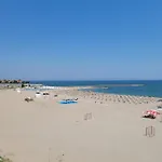 Faleza Nord De Lux Nou Pe Malul Marii * Κονστάντζα