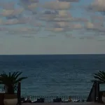 Faleza Nord De Lux Nou Pe Malul Marii