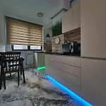 Faleza Nord De Lux Nou Pe Malul Marii * Κονστάντζα