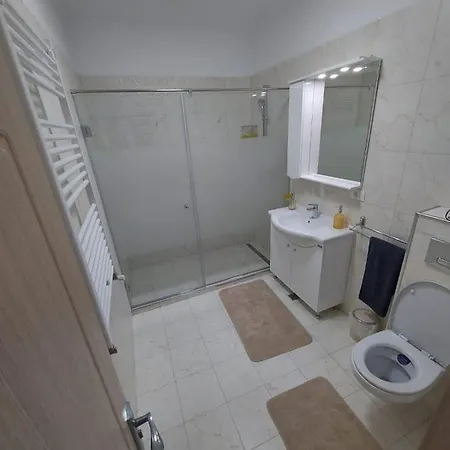 Faleza Nord De Lux Nou Pe Malul Marii Апартаменты Констанца