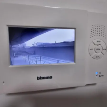 Faleza Nord De Lux Nou Pe Malul Marii * Констанца