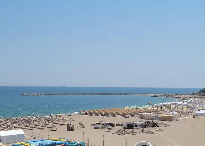 Faleza Nord De Lux Nou Pe Malul Marii 아파트 *